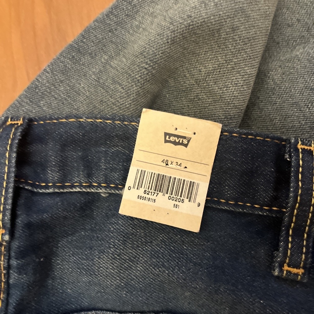 Levi's 501 Jeans Mens 48x34 Blue Denim Button Fly Original Fit Stretch - Picture 3 of 11